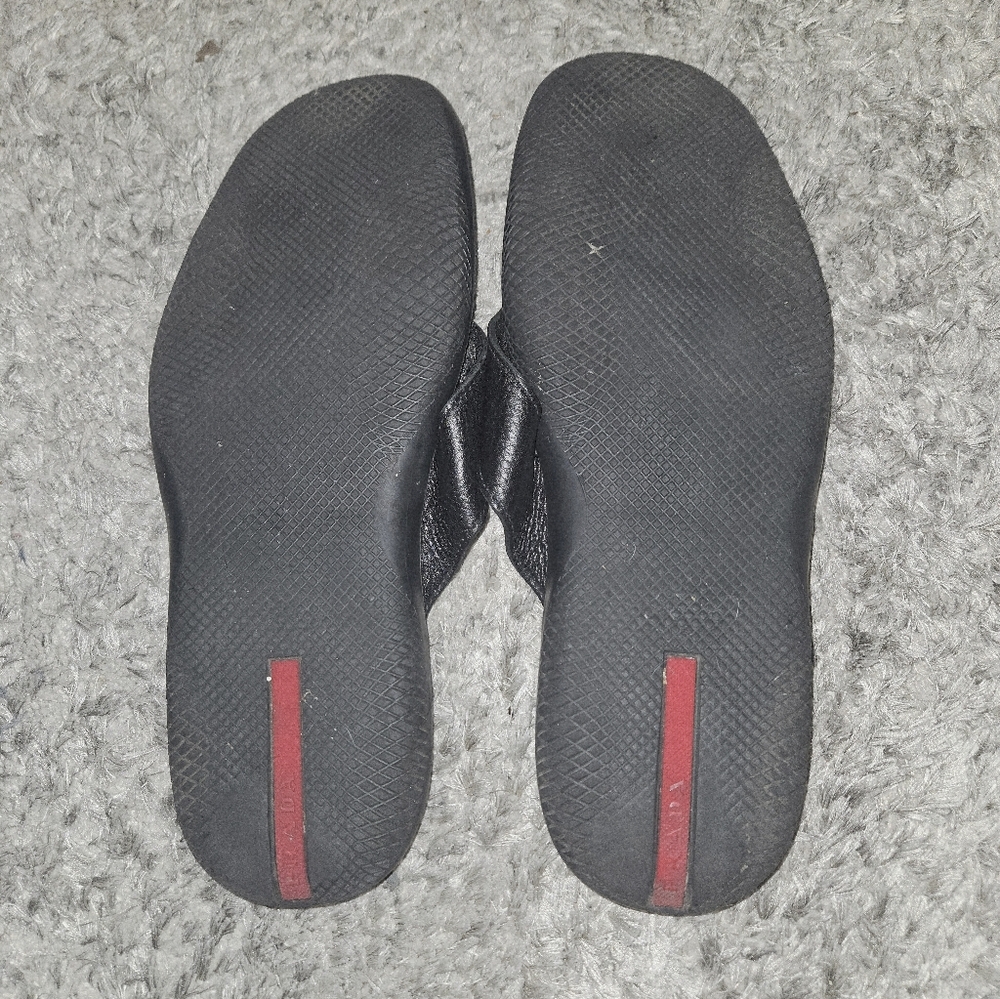 Vintage Prada Men's Black Leather Flip Flops - Picture 4 of 5